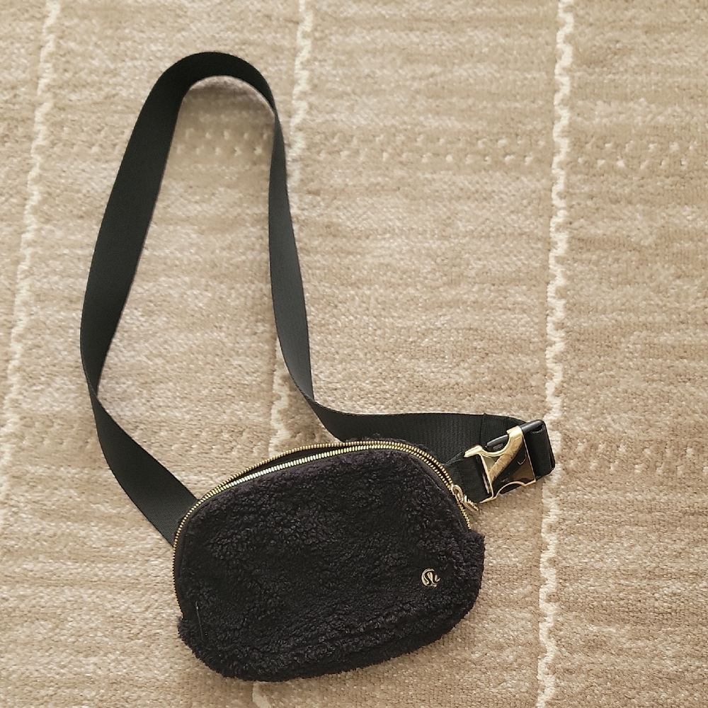lululemon athletica Black Mini Bag